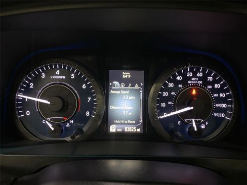 Used 2017 Toyota Sienna Limited Premium image 14