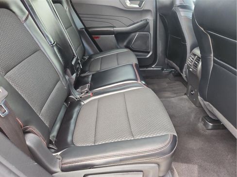 Used 2025 Ford Escape ST-Line AWD/4WD image 25
