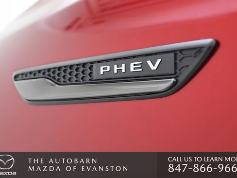 Certified 2025 MAZDA CX-70 Plug-In Hybrid w/ Premium Pkg image 38