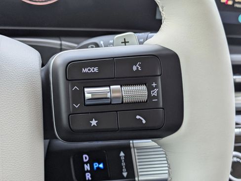 New 2026 Hyundai Santa Fe SE image 28