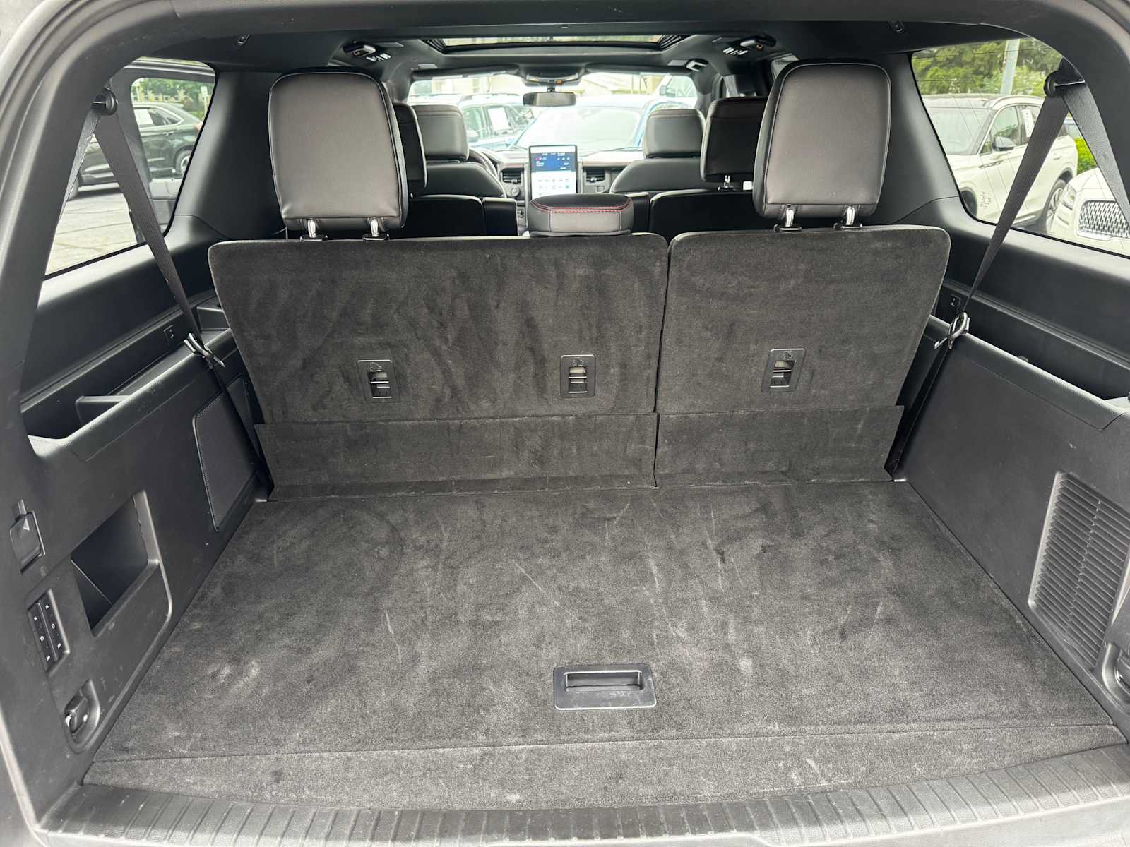 Used 2023 Ford Expedition Max Limited AWD/4WD image 31