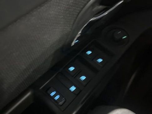 Used 2016 Chevrolet Cruze LTZ w/ Sun, Sound and Sport Package image 23