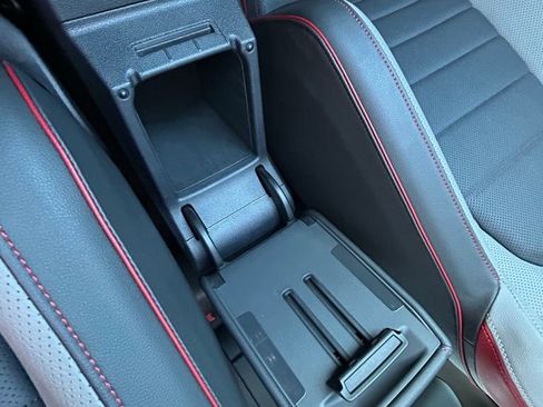 Used 2025 Volkswagen GTI SE w/ SE Leather Seating Package image 32