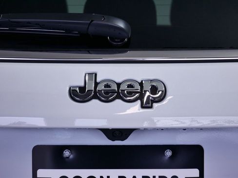 New 2025 Jeep Compass Limited image 12