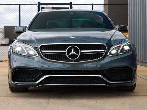 Used 2015 Mercedes-Benz E 63 AMG S-Model image 21