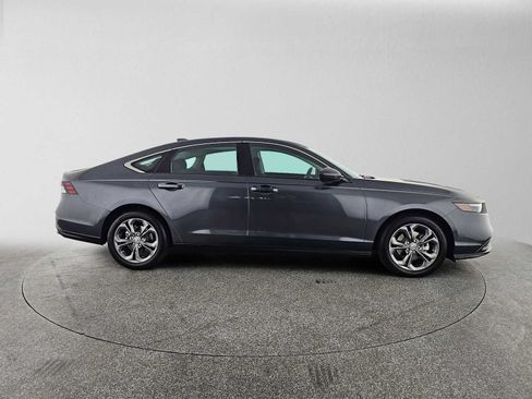Used 2023 Honda Accord EX image 2