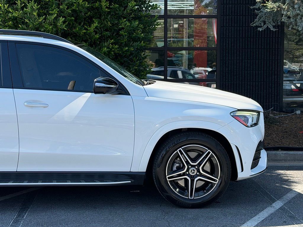 Used 2022 Mercedes-Benz GLE 450 4MATIC w/ AMG Line Exterior image 23