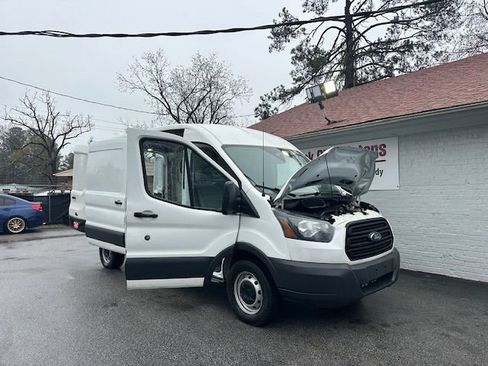 Used 2017 Ford Transit 250 148 Medium Roof image 8