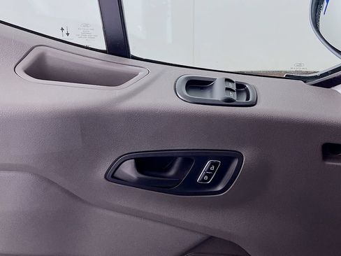 Certified 2025 Ford Transit 250 Low Roof w/ Exterior Upgrade Package RWD image 18