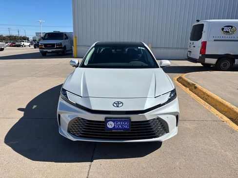 New 2026 Toyota Camry XLE AWD/4WD image 3