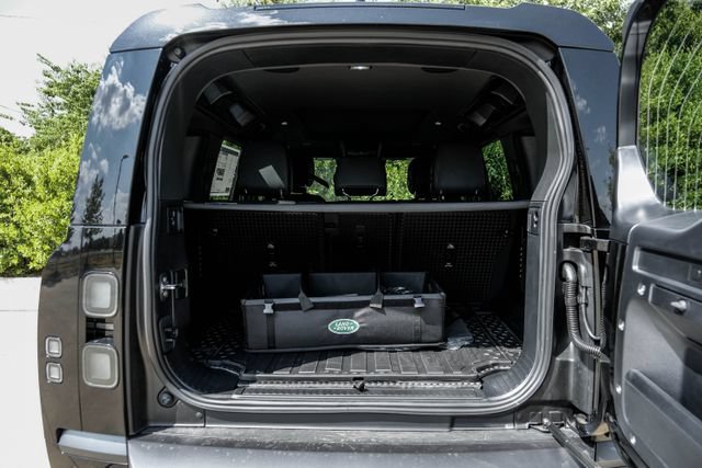 New 2026 Land Rover Defender 110 X-Dynamic SE AWD/4WD image 61