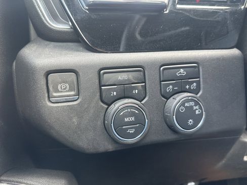 Used 2023 Chevrolet Silverado 1500 LT image 21