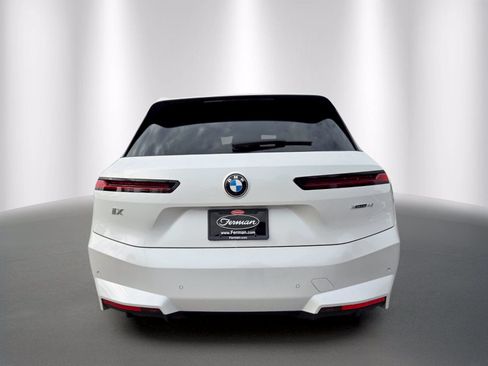 Certified 2026 BMW iX xDrive45 w/ Premium Package AWD/4WD image 6