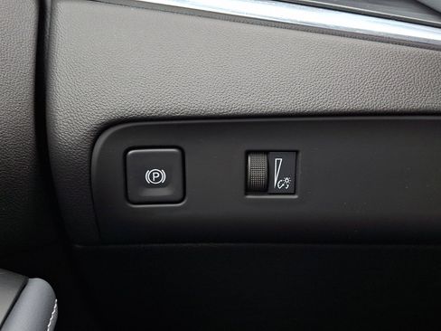 Used 2024 Buick Enclave Essence w/ LPO, Floor Liner Package AWD/4WD image 23