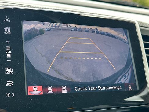 Used 2017 Honda Pilot Elite image 20