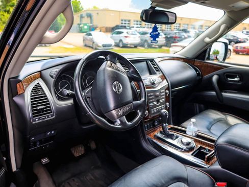 Used 2019 Nissan Armada SL w/ Premium Package AWD/4WD image 3