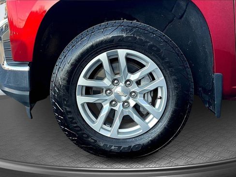 Used 2022 Chevrolet Silverado 1500 LT image 9