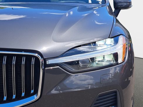 Used 2023 Volvo XC60 B5 Ultimate w/ Climate Package FWD image 31