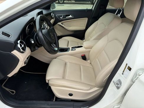 Used 2018 Mercedes-Benz GLA 250 image 12