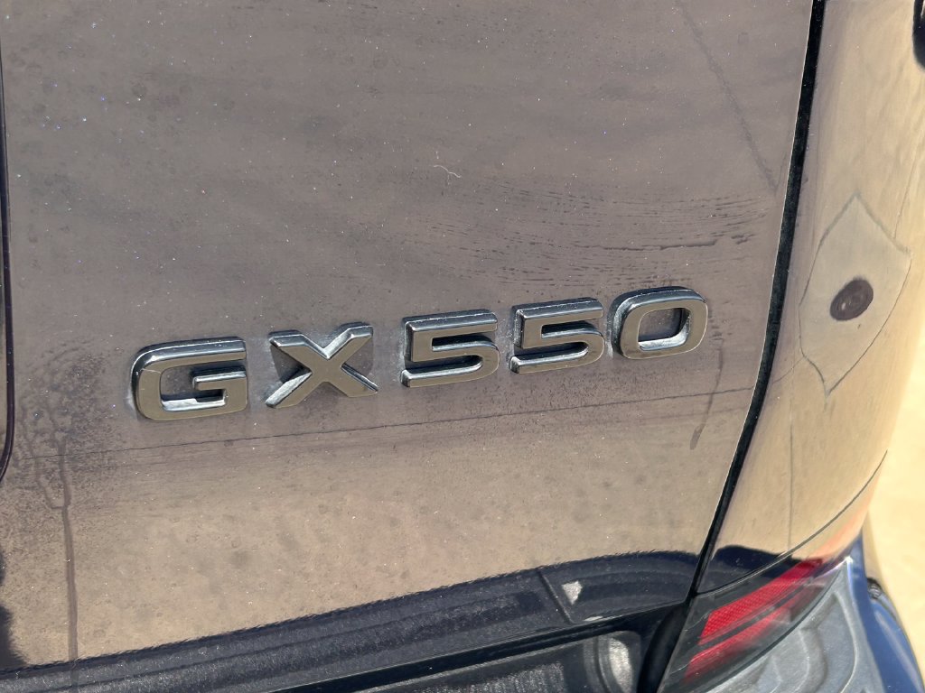 Used 2024 Lexus GX 550 w/ Accessory Package (Z1) AWD/4WD image 13