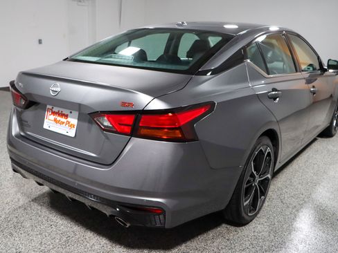 Used 2023 Nissan Altima 2.5 SR image 7