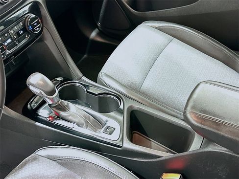 Used 2020 Buick Encore GX Select w/ Sport Touring Package image 16