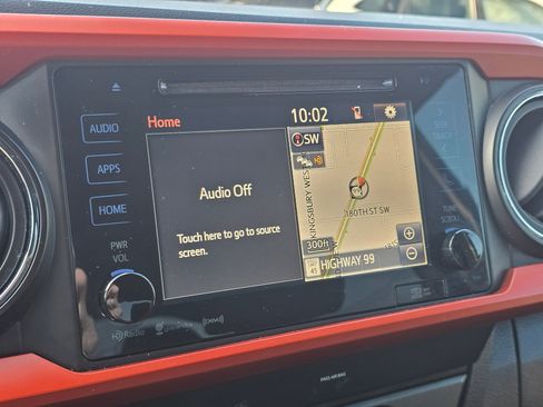 Used 2019 Toyota Tacoma TRD Off-Road image 27