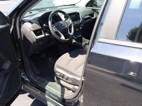 Used 2023 GMC Terrain SLE w/ Driver Convenience Package FWD image 10