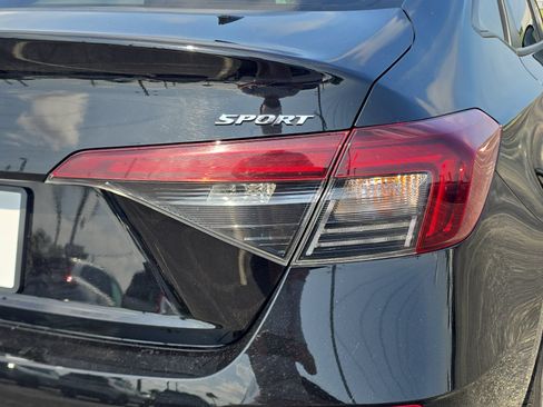 Certified 2025 Honda Civic Sport image 8