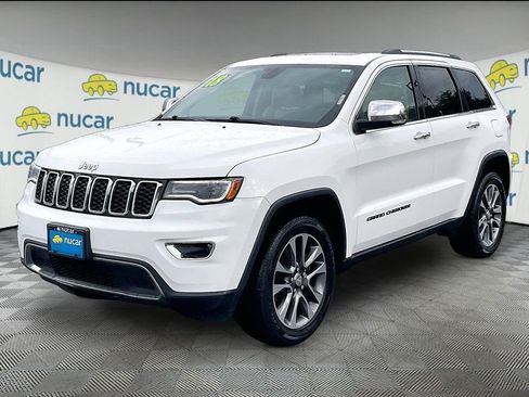 Used 2018 Jeep Grand Cherokee Limited w/ Luxury Group II AWD/4WD image 3
