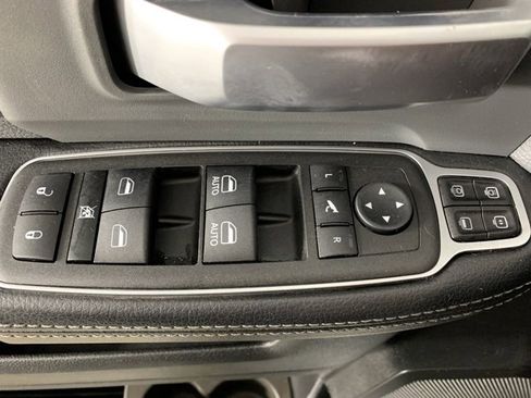 Used 2023 RAM 2500 Big Horn w/ Level 1 Equipment Group image 27