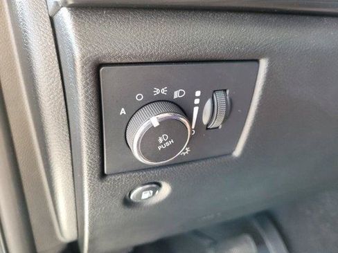 Certified 2022 Jeep Grand Cherokee Laredo X AWD/4WD image 22