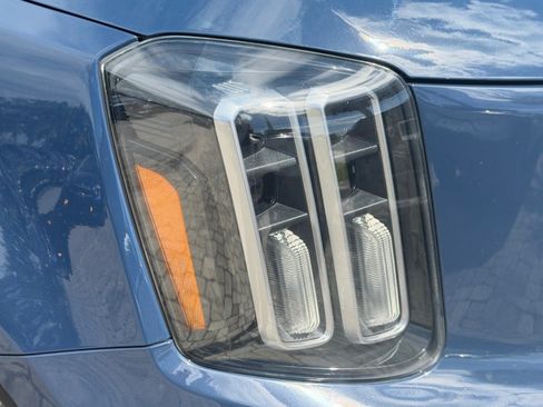Certified 2024 Kia Telluride SX FWD image 10