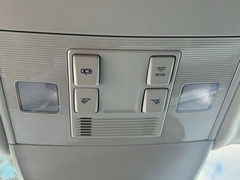 New 2026 Volkswagen Taos SE image 63