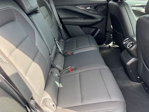 Used 2024 Chevrolet Blazer EV LT image 8