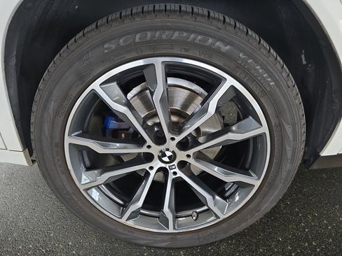 Used 2023 BMW X4 M40i w/ Premium Package image 32