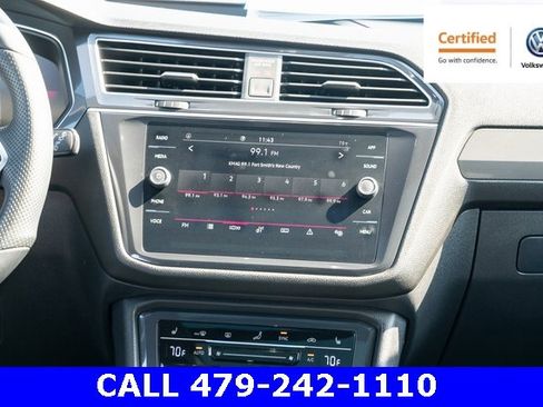 Certified 2023 Volkswagen Tiguan SE R-Line image 31
