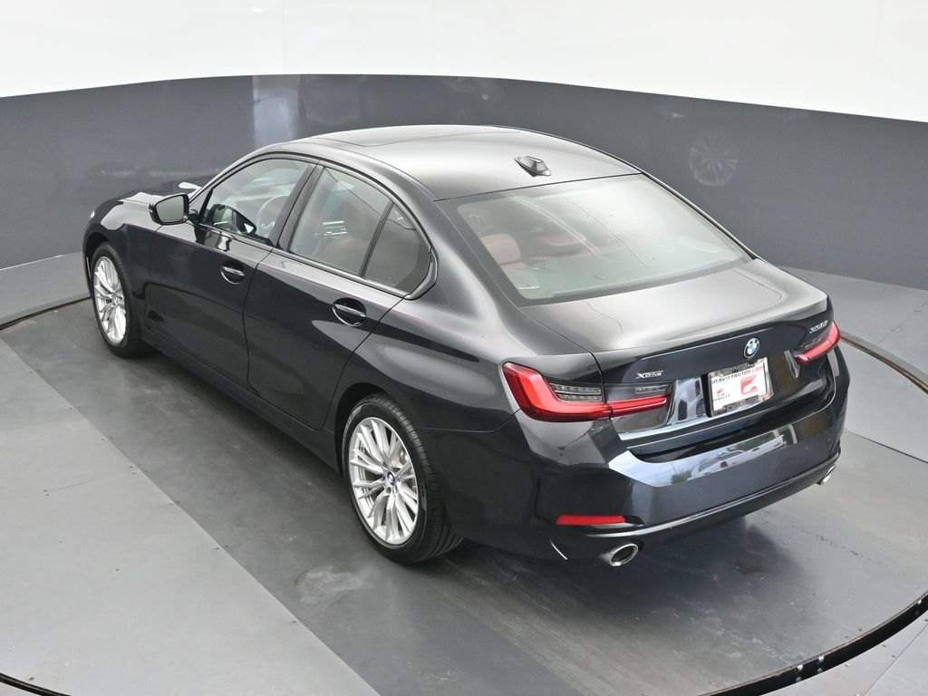 Used 2023 BMW 330i xDrive Sedan w/ Premium Package AWD/4WD image 36