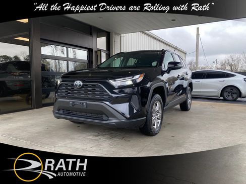 Used 2024 Toyota RAV4 XLE image 1