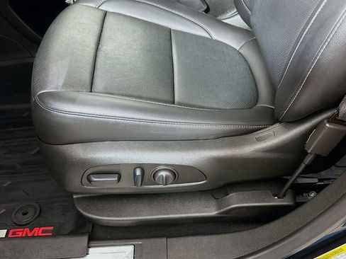 Certified 2023 GMC Acadia SLT w/ Elevation Edition image 20