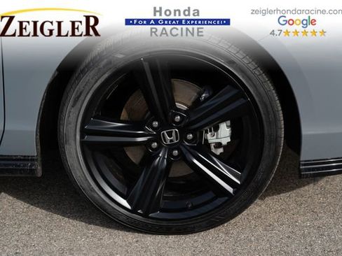 Used 2025 Honda Accord Sport image 9