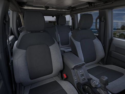 New 2026 Ford Bronco 4-Door AWD/4WD image 11