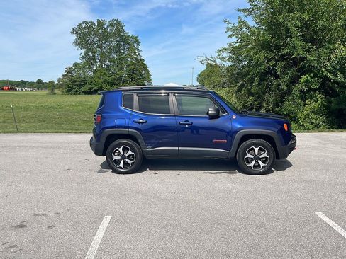 Used 2019 Jeep Renegade Trailhawk AWD/4WD image 7