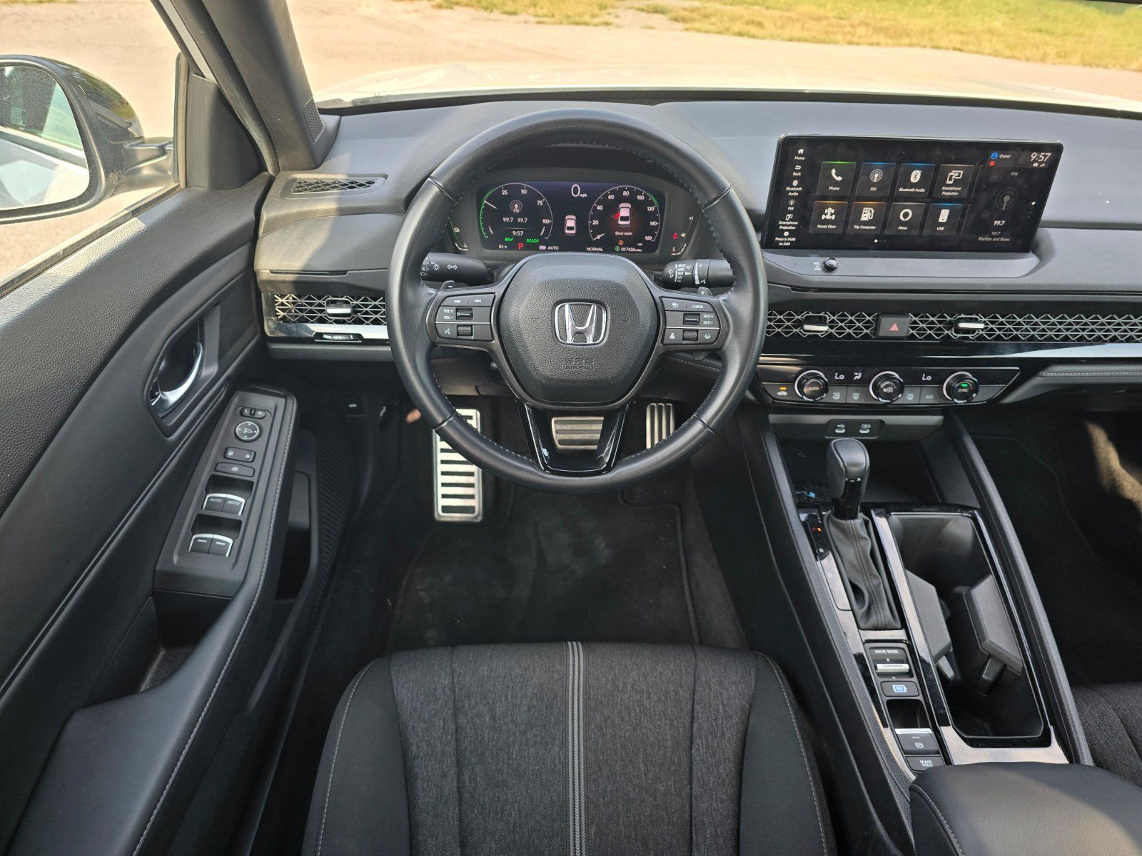 Used 2024 Honda Accord Sport image 14