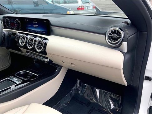 Certified 2024 Mercedes-Benz CLA 250 4MATIC image 15