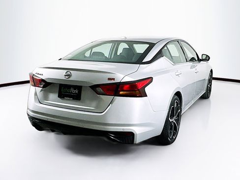 Used 2024 Nissan Altima 2.5 SR image 9
