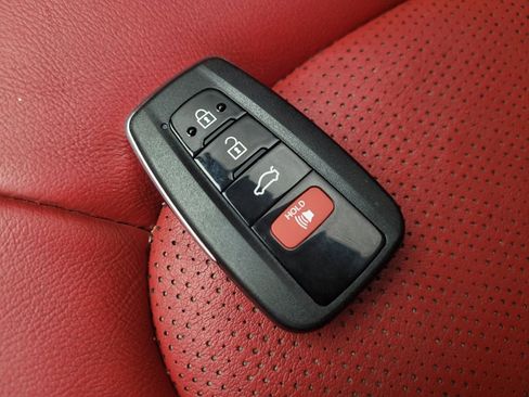 Used 2018 Toyota Camry XSE w/ Audio Package image 32