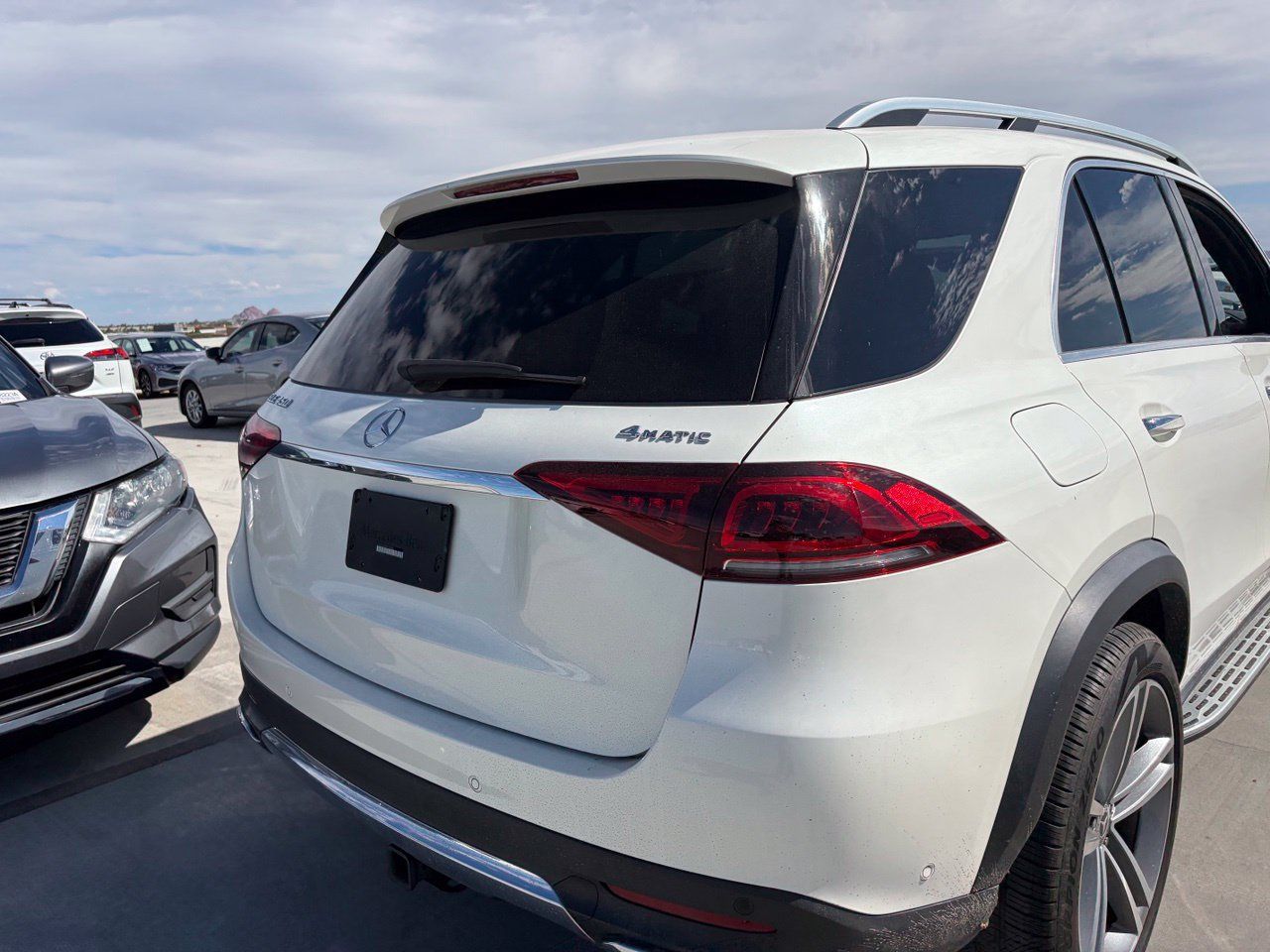 Used 2022 Mercedes-Benz GLE 450 4MATIC image 4