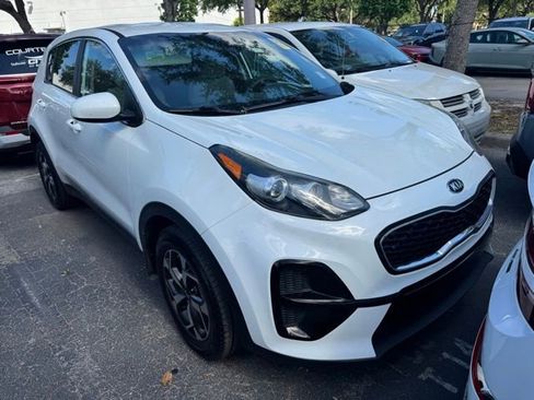 Used 2020 Kia Sportage LX FWD image 6