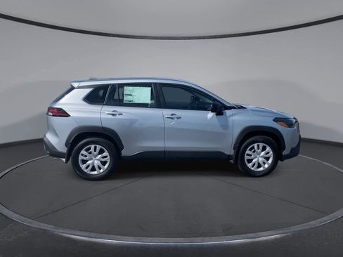 New 2026 Toyota Corolla Cross L image 9